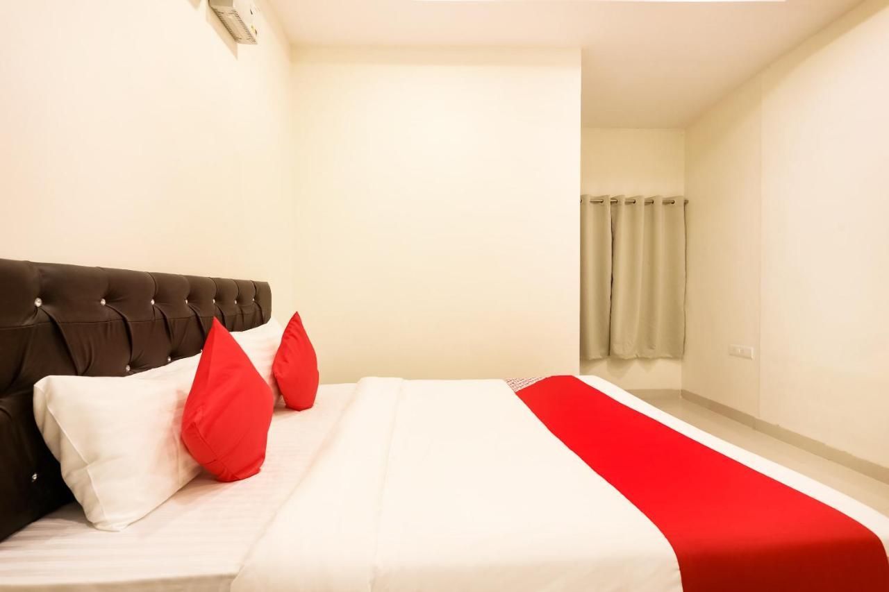 Oyo Flagship 30861 Hotel Velocity Vijay Nagar Indore Exterior foto